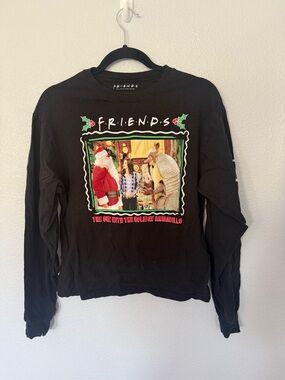 FRIENDS Holiday Armadillo Black Crewneck Tee Size Small